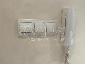Prodej bytu 1+kk, Praha - Prosek, Veltruská, 22 m2