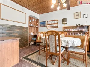 Prodej rodinného domu, Boží Dar, 180 m2