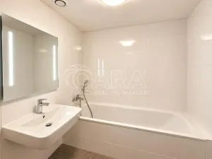 Pronájem bytu 3+kk, Praha - Modřany, Kolmanova, 94 m2