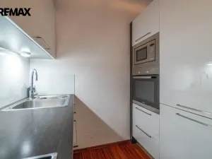 Pronájem bytu 2+kk, Praha, Kabešova, 56 m2