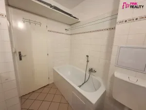 Pronájem bytu 1+kk, Hradec Králové, Akademika Heyrovského, 28 m2