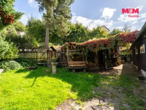 Prodej chalupy, Petrovice, 519 m2