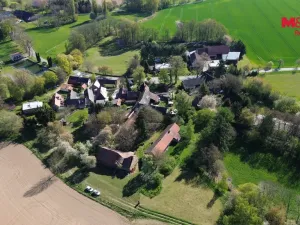 Prodej zemědělské usedlosti, Bečváry - Horní Jelčany, 90 m2