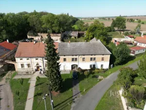 Prodej rodinného domu, Kmetiněves, 180 m2