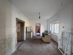Prodej rodinného domu, Kmetiněves, 180 m2