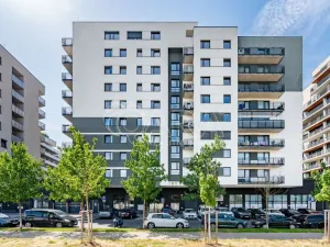 Pronájem garáže, Praha - Strašnice, Zvěřinova, 15 m2