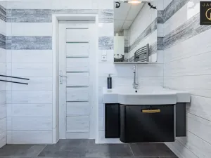 Prodej bytu 2+1, Krnov - Pod Cvilínem, 9. května, 51 m2
