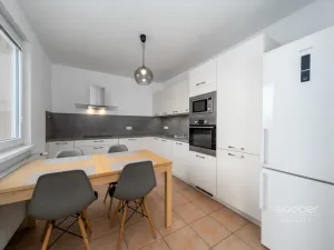 Prodej bytu 3+1, Nehvizdy, Gabčíkova, 69 m2