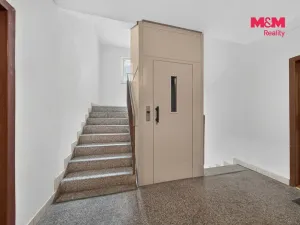 Prodej bytu 1+kk, Třeboň - Třeboň II, Táboritská, 30 m2