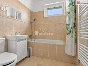 Prodej bytu 2+1, Ostrov, Lidická, 58 m2