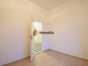 Pronájem bytu 2+kk, Praha - Vršovice, Sevastopolská, 46 m2