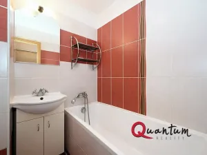 Pronájem bytu 1+kk, Praha - Střížkov, Rumburská, 27 m2