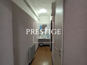 Pronájem obchodního prostoru, Praha - Žižkov, Víta Nejedlého, 60 m2