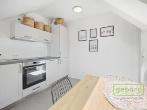 Prodej bytu 1+1, Praha, Čestmírova, 48 m2