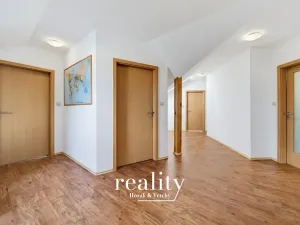 Prodej rodinného domu, Křelovice, 178 m2