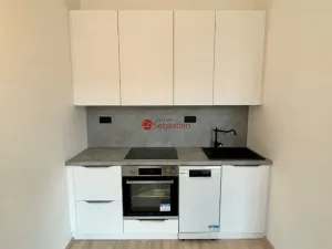 Pronájem bytu 2+kk, Hořice, 33 m2