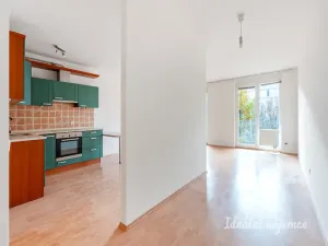 Pronájem bytu 1+kk, Praha - Letňany, Chotěšovská, 47 m2