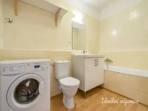 Pronájem bytu 1+kk, Praha - Vysočany, Poděbradská, 33 m2