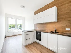Pronájem bytu 2+kk, Praha - Strašnice, Počernická, 39 m2
