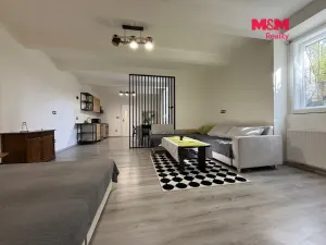 Pronájem bytu 1+kk, Praha - Smíchov, Xaveriova, 60 m2
