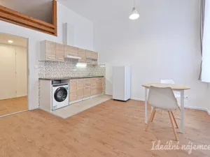 Pronájem bytu 1+kk, Brno - Černá Pole, Erbenova, 26 m2