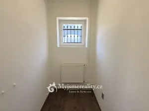 Pronájem ordinace, Znojmo, Kotkova, 46 m2