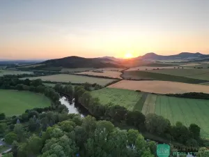 Prodej louky, Počedělice, 1385 m2