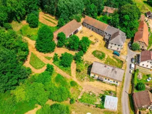 Prodej zemědělské usedlosti, Hostouň - Slatina, 850 m2