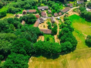 Prodej zemědělské usedlosti, Hostouň - Slatina, 700 m2