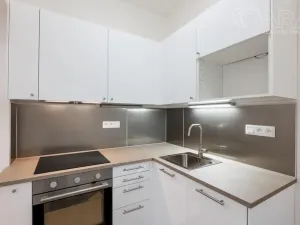 Prodej rodinného domu, Praha - Prosek, Prosecká, 56 m2