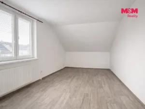 Prodej bytu 3+1, Dobev - Stará Dobev, 73 m2