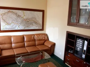 Pronájem kanceláře, Karlovy Vary - Dvory, Chebská, 14 m2