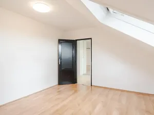 Prodej bytu 2+1, Praha - Kunratice, U zeleného ptáka, 67 m2