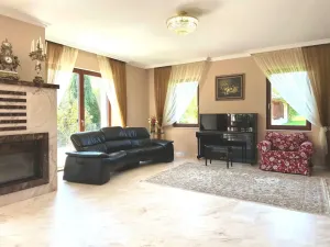 Pronájem rodinného domu, Trnová, 450 m2