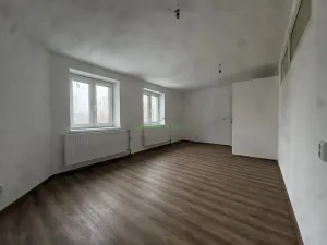 Pronájem bytu 1+1, Frenštát pod Radhoštěm, nám. Míru, 48 m2