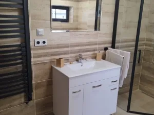 Pronájem rodinného domu, Zvoleněves, 85 m2