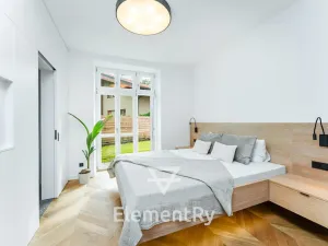 Pronájem bytu 4+kk, Hradec Králové, Heřmanova, 137 m2
