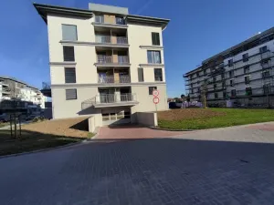 Prodej bytu 3+kk, Pardubice - Ohrazenice, U Sportovní školy, 77 m2