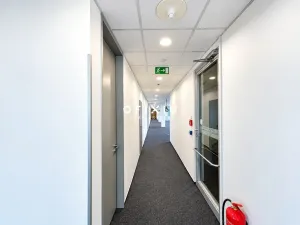 Pronájem kanceláře, Praha - Smíchov, Karla Engliše, 3214 m2