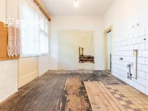 Prodej vícegeneračního domu, Novosedlice, Husova, 360 m2