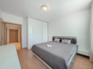 Prodej bytu 2+kk, Praha - Stodůlky, Raichlova, 55 m2