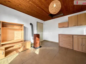 Prodej chaty, Karlovy Vary - Stará Role, V Polích, 27 m2
