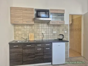 Pronájem bytu 2+kk, Praha - Karlín, Křižíkova, 45 m2
