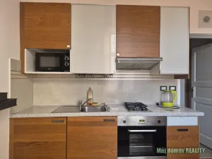 Pronájem bytu 2+kk, Praha - Karlín, Křižíkova, 56 m2