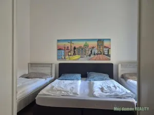 Pronájem bytu 1+1, Praha - Karlín, Křižíkova, 39 m2