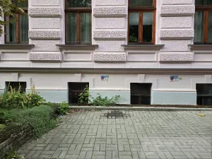 Prodej bytu 2+1, Karlovy Vary, Svahová, 61 m2