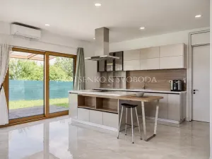 Prodej rodinného domu, Vysoký Újezd, U Rybníčka, 342 m2