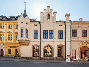 Prodej bytu 3+kk, Chrudim, Resselovo náměstí, 90 m2