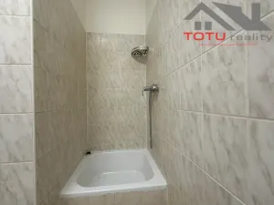 Pronájem bytu 1+1, Jaroměř, Lužická, 42 m2