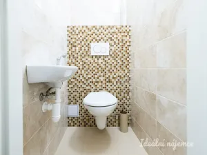 Pronájem bytu 2+kk, Praha - Vršovice, Oblouková, 40 m2